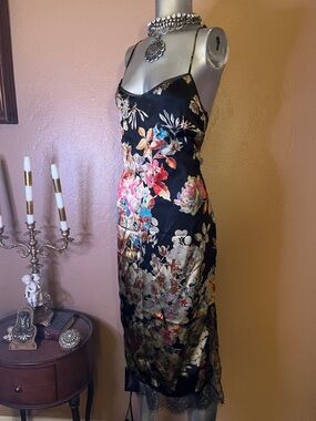 Zara Trafaluc Black Floral Moody Slip Dress.  Sz L
